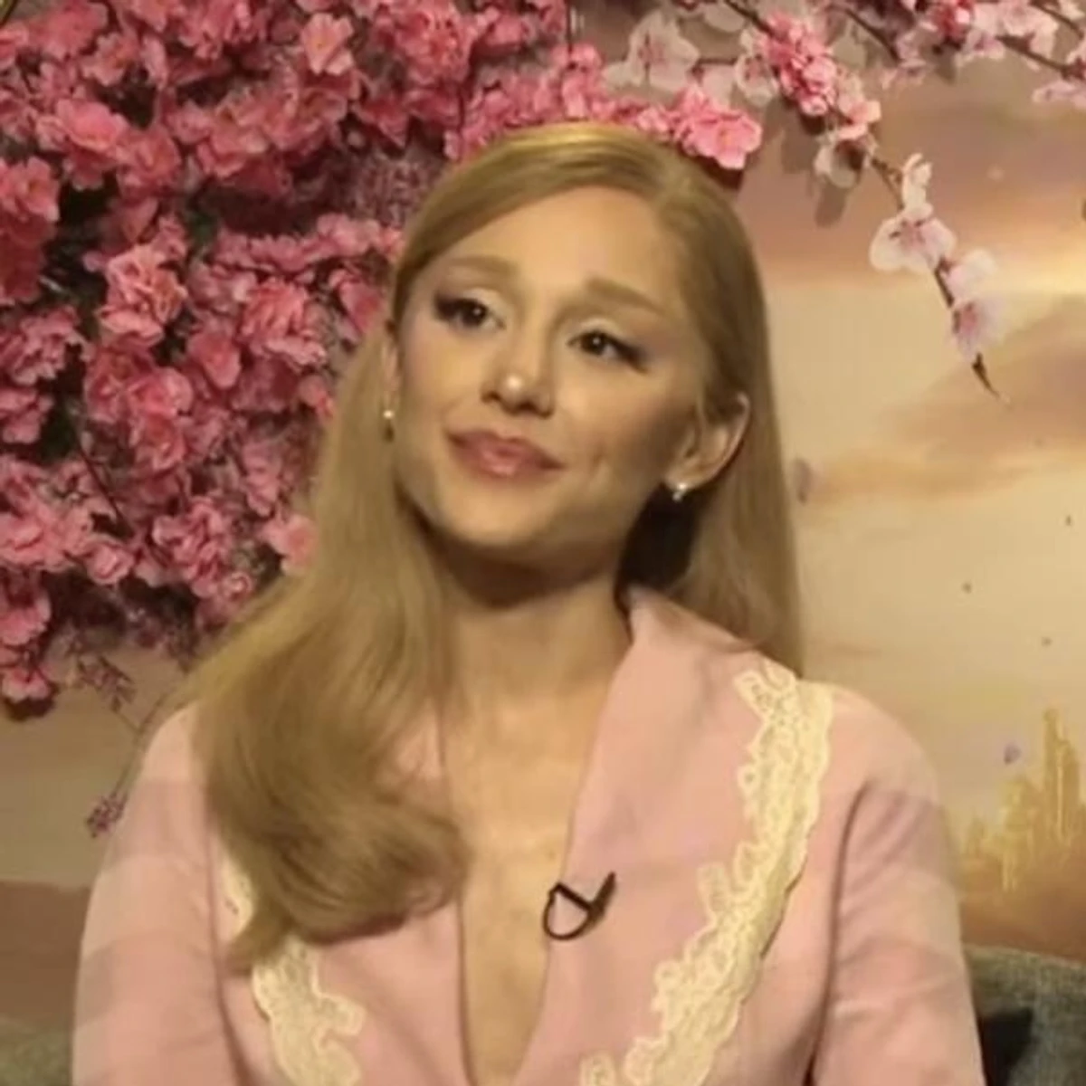 Ariana Grande's Petal Arrives After a Chart-Topping Single