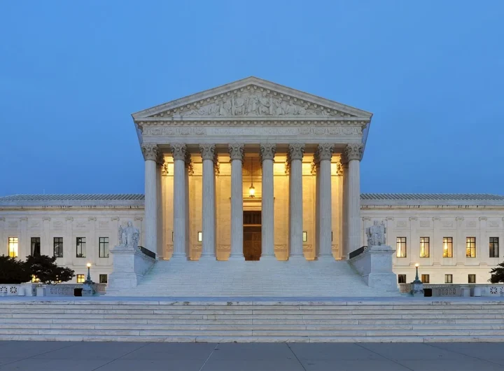 Supreme Court Strikes Down Trump's Birthright Citizenship Order