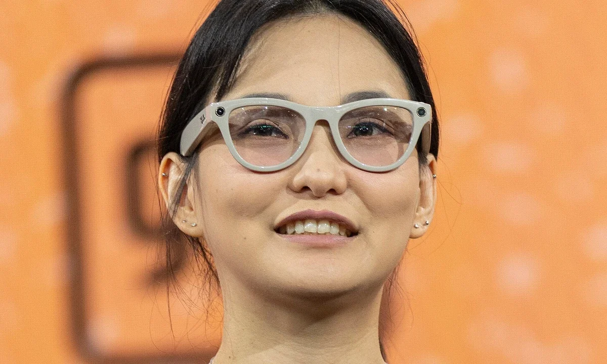 A Sticker Defeats the Only Privacy Light on Meta AI Glasses