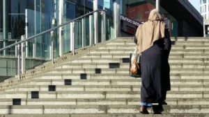 Five Vigorous Minutes Cut the Cancer Risk of Prolonged Sitting
